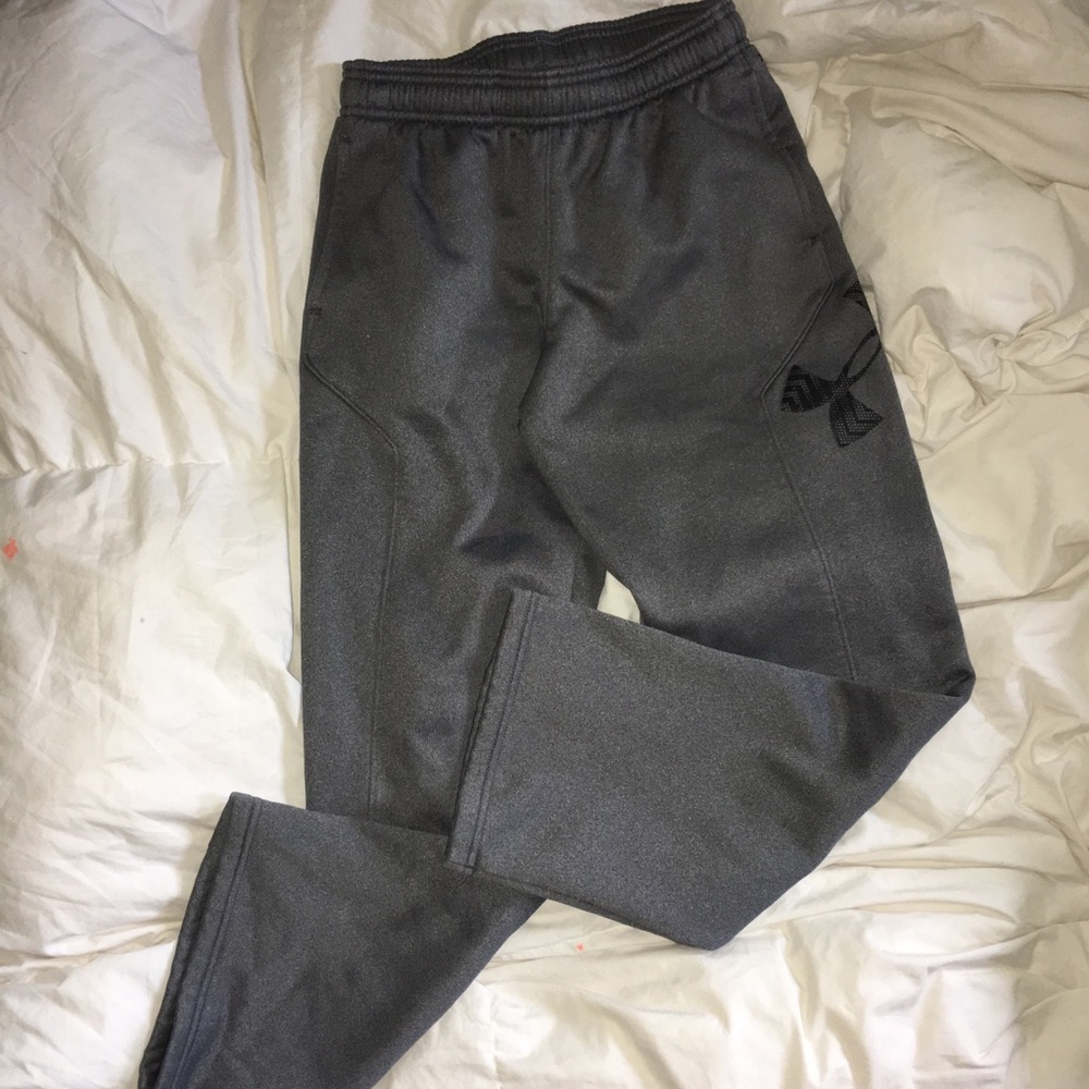 Medium boys Under armour sweatpants